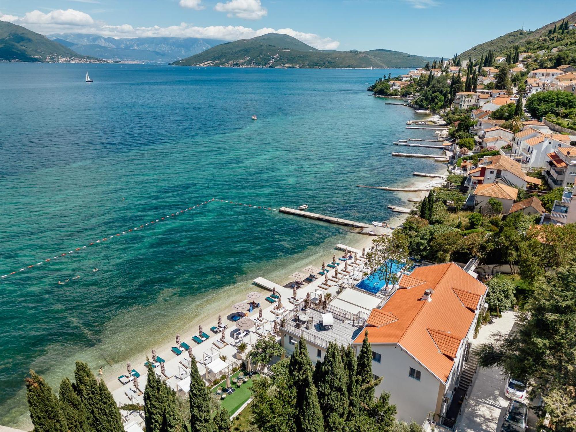 All'Oro Njivice Buitenkant foto